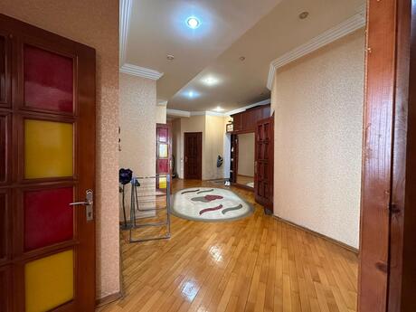 4 otaqlı yeni tikili - Gənclik m. - 160 m²