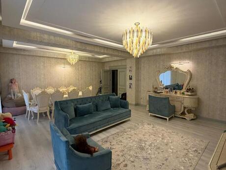 3 otaqlı yeni tikili - Ağ şəhər q. - 166 m²