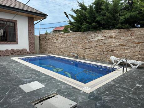 3 otaqlı həyət evi/bağ evi - Mərdəkan q. - 250 m²