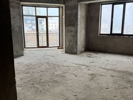 3 otaqlı mənzil, 155 m², 28 May: 409 000 ₼ 2
