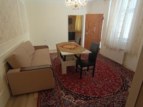 2 otaqlı həyət evi/bağ evi - Naxçıvan - 60 m²
