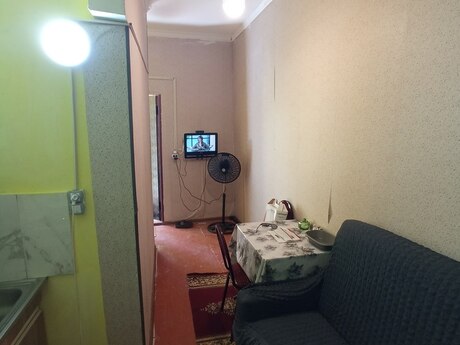 1 otaqlı həyət evi/bağ evi - Nizami m. - 15 m²