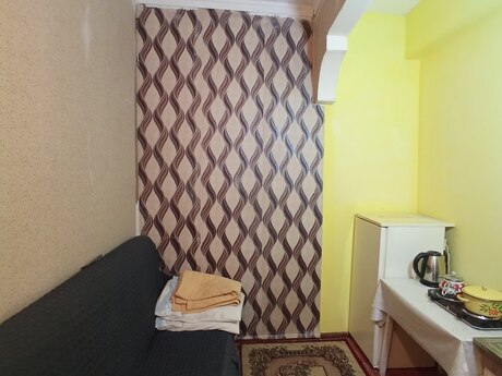 1 otaqlı həyət evi/bağ evi - Nizami m. - 15 m²