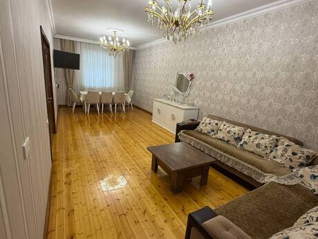 7 otaqlı həyət evi/bağ evi - Masazır q. - 120 m²