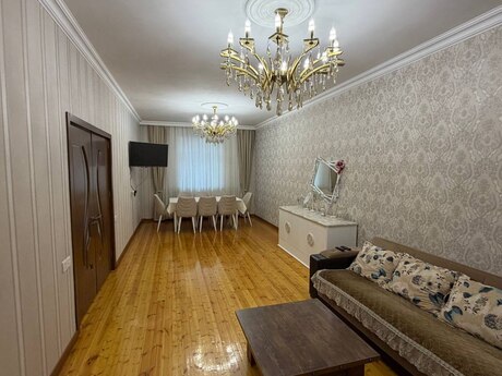 7 otaqlı həyət evi/bağ evi - Masazır q. - 120 m²