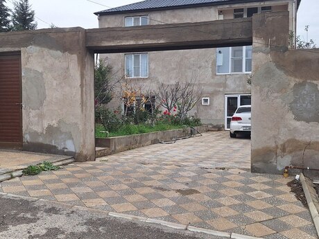7 otaqlı həyət evi/bağ evi - Fatmayı q. - 142 m²