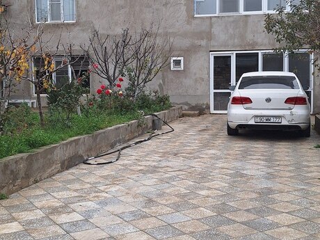7 otaqlı həyət evi/bağ evi - Fatmayı q. - 142 m²