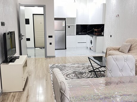 3 otaqlı yeni tikili - 8 Noyabr m. - 105 m²