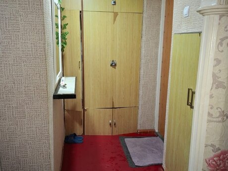 1 otaqlı köhnə tikili - İnşaatçılar m. - 32 m²