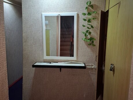 1 otaqlı köhnə tikili - İnşaatçılar m. - 32 m²