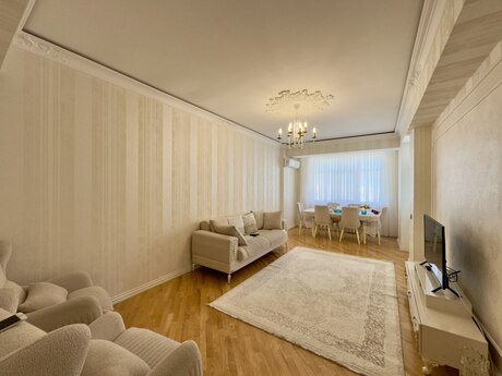 3-комн. новостройка - м. 20 января - 110 м²