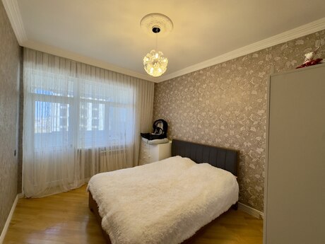 3-комн. новостройка - м. 20 января - 110 м²