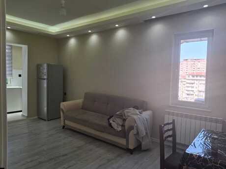 2 otaqlı köhnə tikili - İnşaatçılar m. - 63 m²