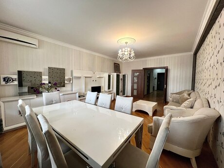 4 otaqlı yeni tikili - Nəsimi r. - 171 m²