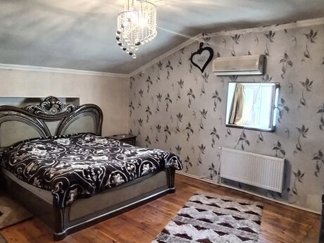5 otaqlı həyət evi/bağ evi - Masazır q. - 180 m²