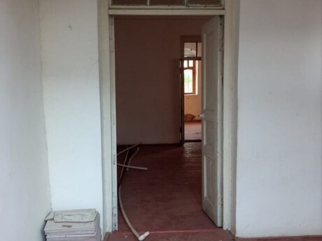 5 otaqlı həyət evi/bağ evi - Azadlıq Prospekti m. - 114 m²