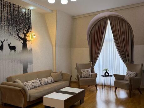 2 otaqlı köhnə tikili - Neftçilər m. - 60 m²