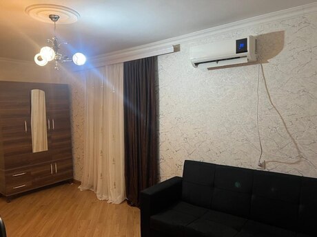 2 otaqlı köhnə tikili - Qara Qarayev m. - 35 m²
