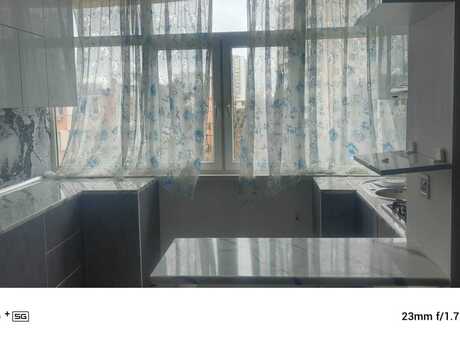3 otaqlı köhnə tikili - Qara Qarayev m. - 70 m²