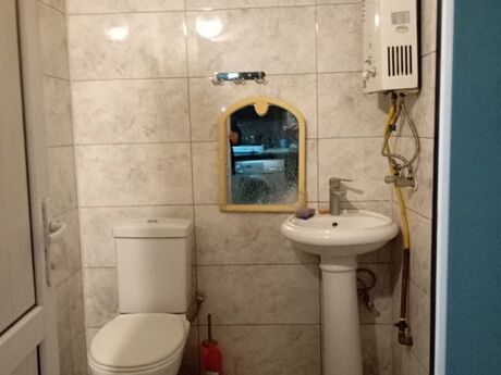1 otaqlı köhnə tikili - Qaraçuxur q. - 30 m²