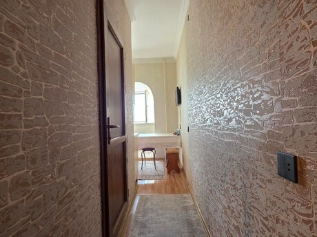 4 otaqlı köhnə tikili - Yeni Yasamal q. - 120 m²