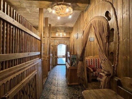 Obyekt - İnşaatçılar m. - 210 m²