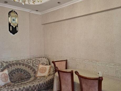3 otaqlı köhnə tikili - Elmlər Akademiyası m. - 60 m²