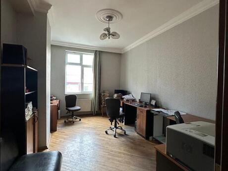 3 otaqlı mənzil, 137 m², İnşaatçılar: 320 000 ₼ 5