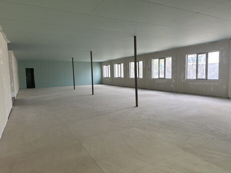 Obyekt - Ağ şəhər q. - 650 m²