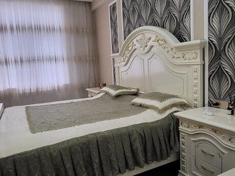4-комн. новостройка - м. Ази Асланов - 142 м²
