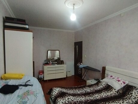 4 otaqlı köhnə tikili - Əhmədli m. - 100 m²