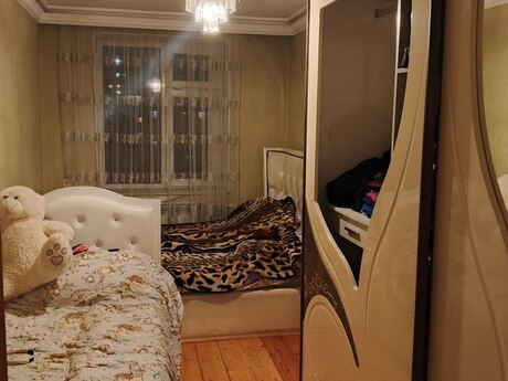 4 otaqlı köhnə tikili - Neftçilər m. - 70 m²