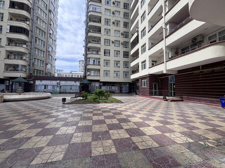 4 otaqlı yeni tikili - Nəriman Nərimanov m. - 176 m²