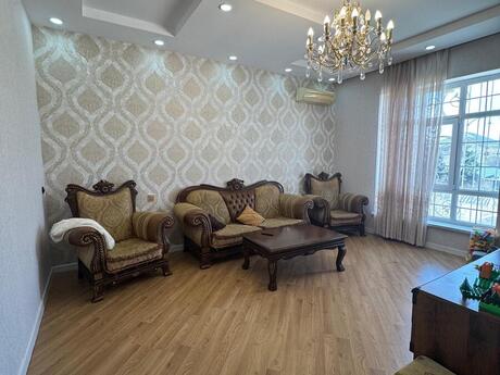 5 otaqlı həyət evi/bağ evi - Masazır q. - 210 m²