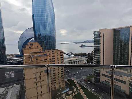 3 otaqlı yeni tikili - 28 May m. - 140 m²