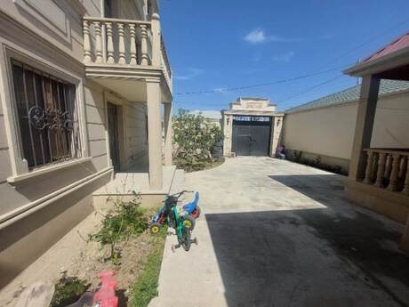 6 otaqlı həyət evi/bağ evi - Fatmayı q. - 300 m²