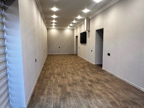 5-комн. офис - м. Элмляр Академиясы - 120 м²