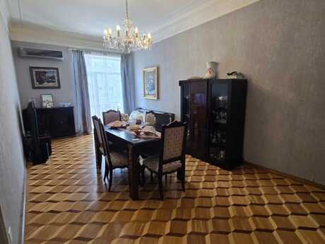 4 otaqlı köhnə tikili - Sahil m. - 103 m²