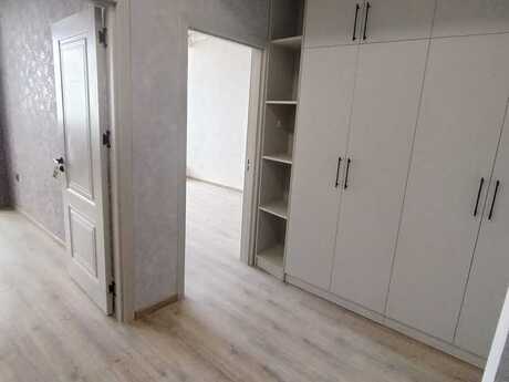 Elan №6057835 - Bakı, Yeni Günəşli q., 2 otaqlı, 65 m², 15/18 mərtəbə