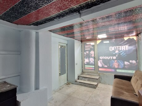 Obyekt - İnşaatçılar m. - 16 m²