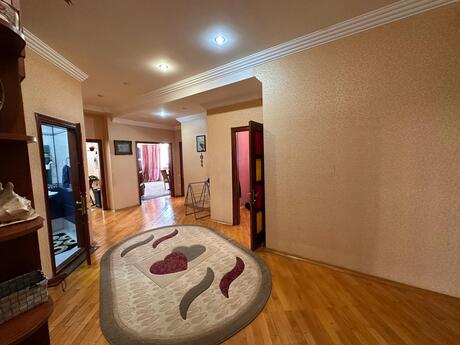 4 otaqlı yeni tikili - Nəsimi r. - 160 m²