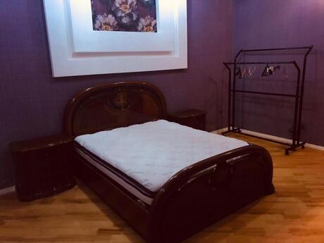 4 otaqlı həyət evi/bağ evi - Xətai r. - 210 m²