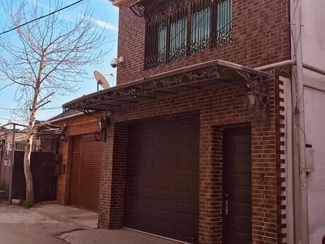 Elan №6057938 - Bakı, Xətai r., 4 otaqlı, 210 m²