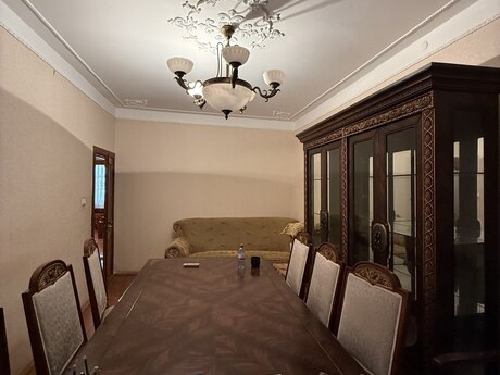 4 otaqlı köhnə tikili - Suraxanı r. - 100 m²