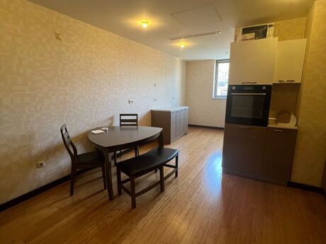 4 otaqlı yeni tikili - 28 May m. - 215 m²
