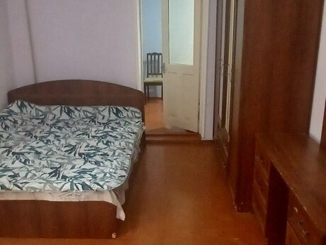 1 otaqlı köhnə tikili - Xalqlar Dostluğu m. - 42 m²