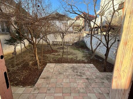 5 otaqlı həyət evi/bağ evi - Xırdalan - 200 m²