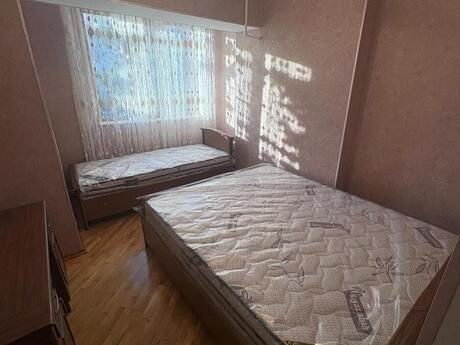 2 otaqlı köhnə tikili - Şah İsmayıl Xətai m. - 45 m²