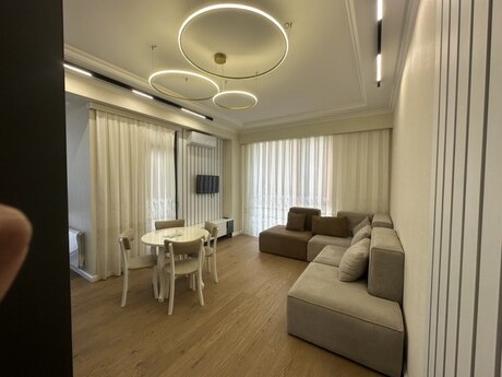 3 otaqlı yeni tikili - İnşaatçılar m. - 75 m²