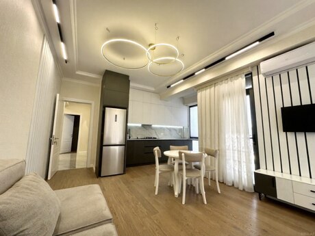 3 otaqlı yeni tikili - İnşaatçılar m. - 75 m²